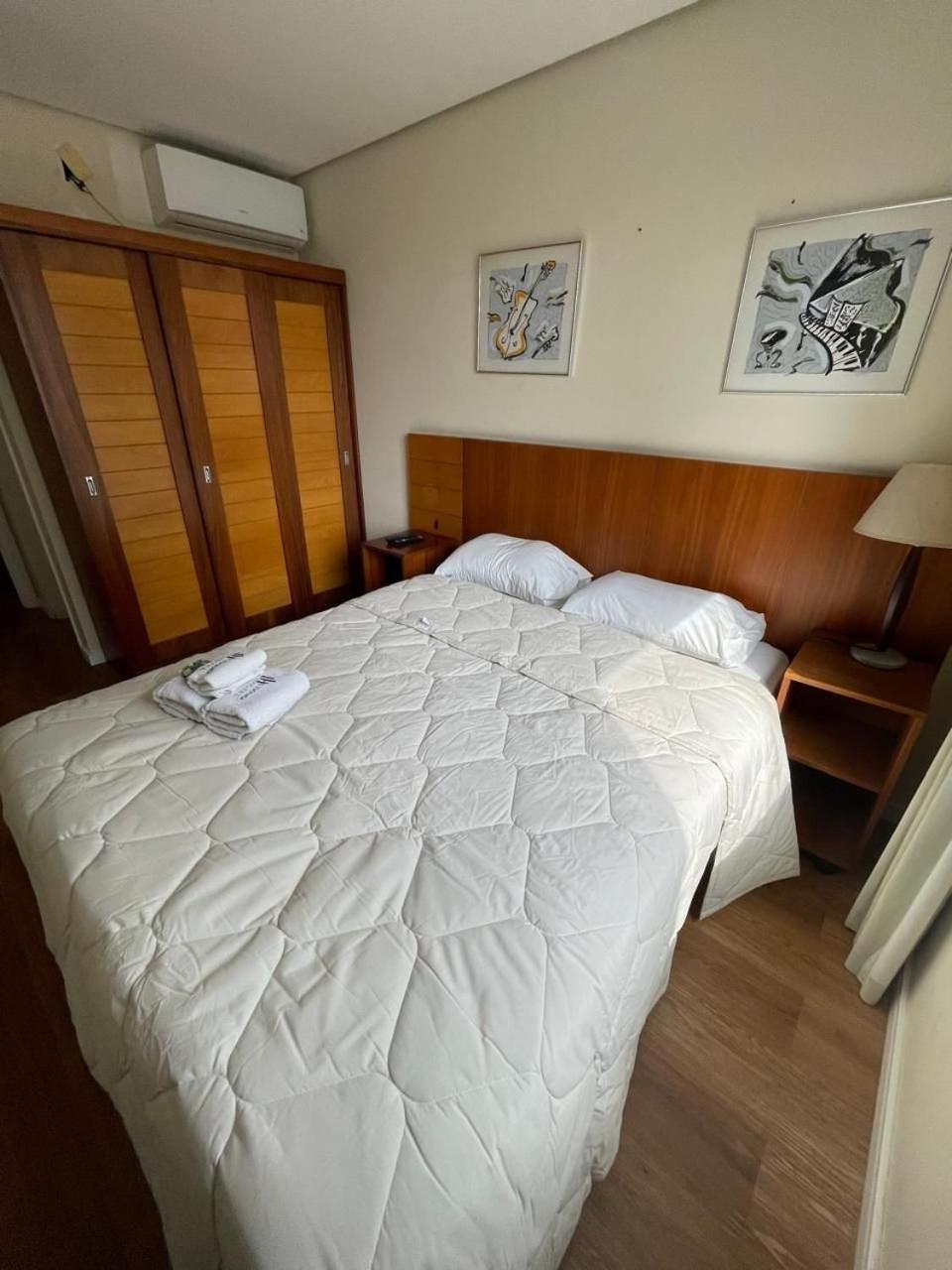 Add Flat Times Square Apartment